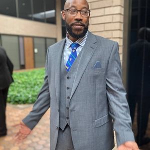 Meet your Posher, Nuk